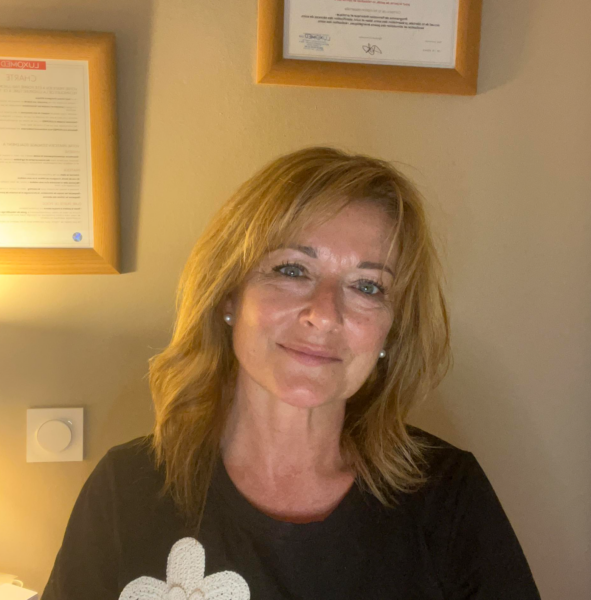 Leslie, praticienne en luxopuncture à Béziers